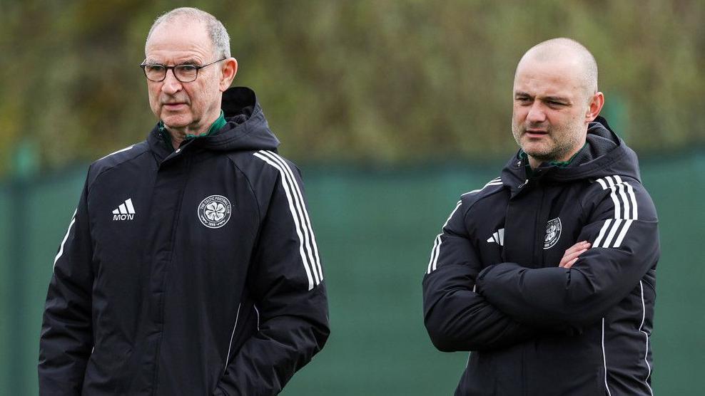 Martin O'Neill (left) overseeing training with assistant Shaun Maloney