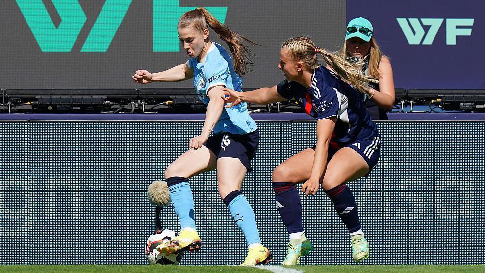 Jess Park in action