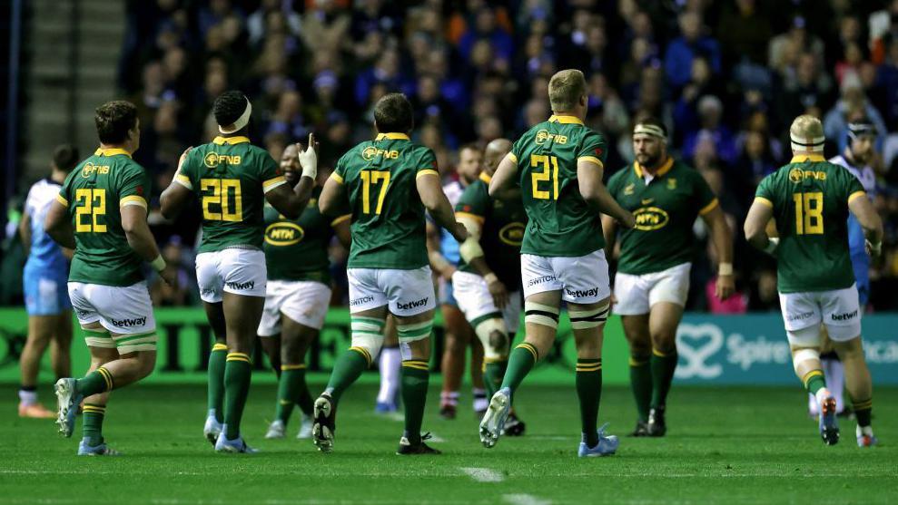 Six South Africa replacements run on the pitch against Scotland