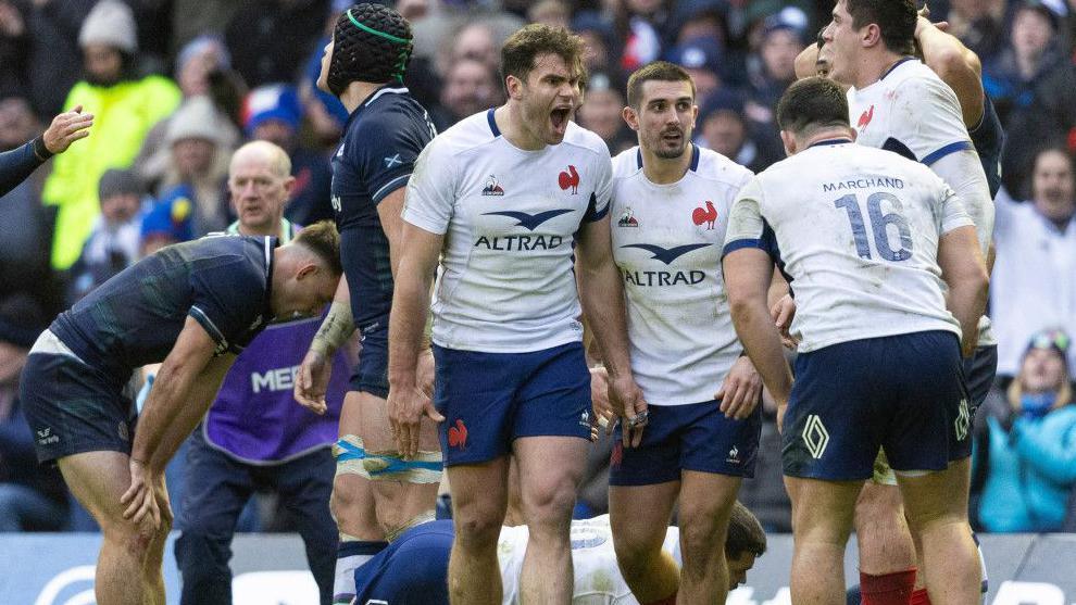 France celebrate against Scotland