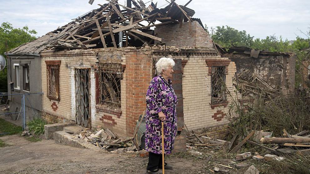 A view of the damage following the Russian aerial attacks with KAB 250 in a residential area of Sloviansk, Donetsk Oblast, Ukraine on May 31, 2025.