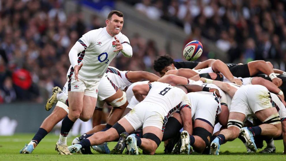 Ben Spencer playing against New Zealand