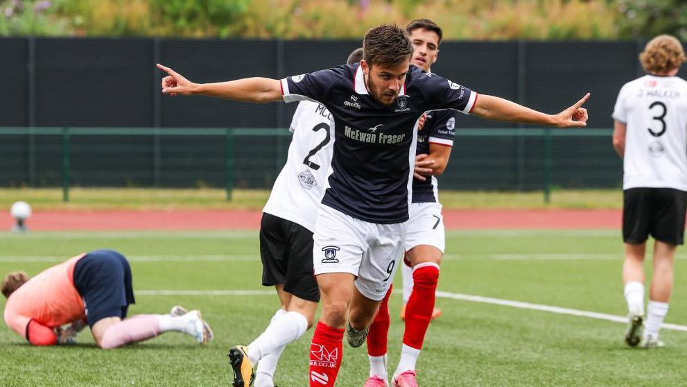 Falkirk's Ross MacIver celebrates 