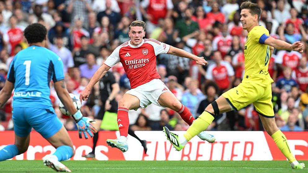 Viktor Gyokeres in action for Arsenal