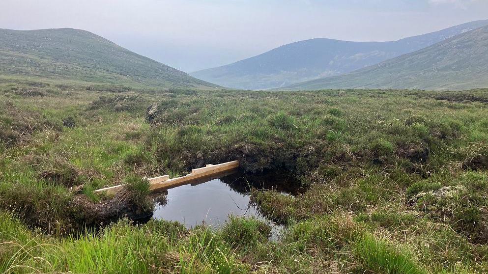 A mini dam near the top of Slieve Donard