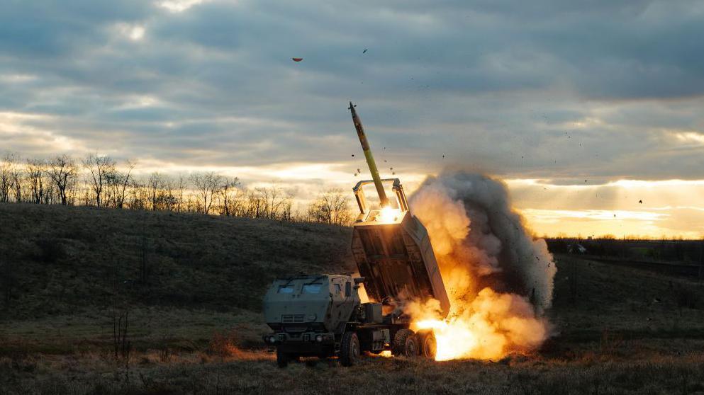 M142 HIMARS launches a rocket on Russian position in December 2023 in Ukraine.
