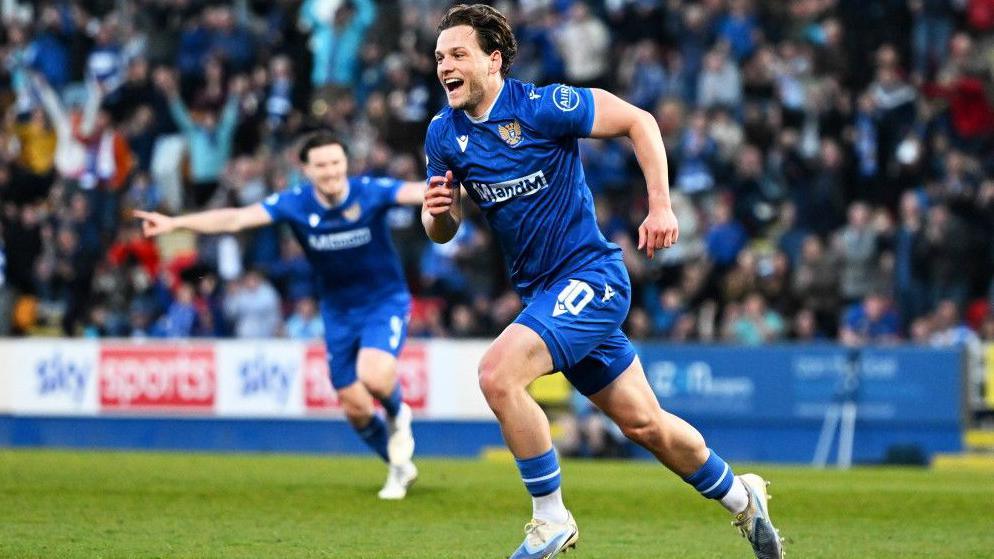 St Johnstone's Jamie Gullan celebrates