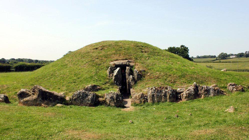 Bryn Celli Ddu