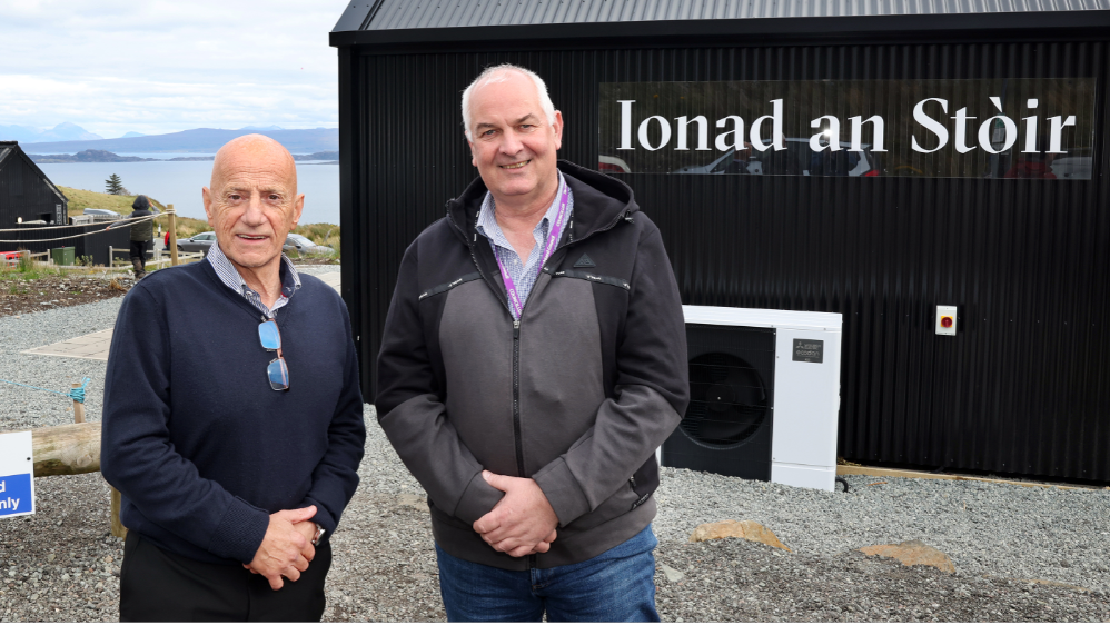 An Comh. Iain Fionnlasdan agus Ceannard Comhairle na Gàidhealtachd, An Comh. Reamonn Bremner