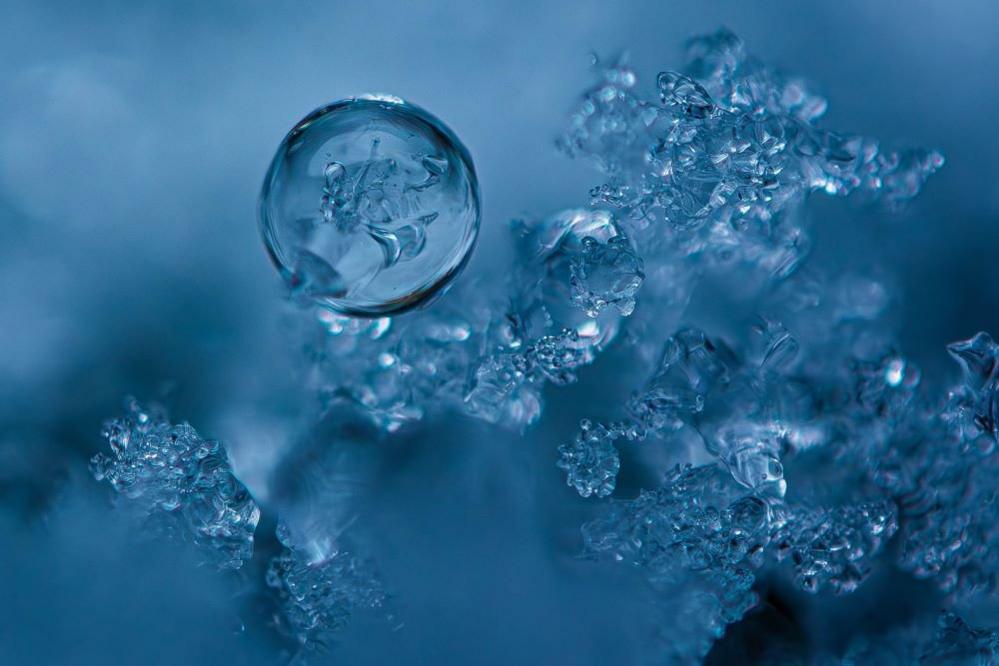 Ice crystal