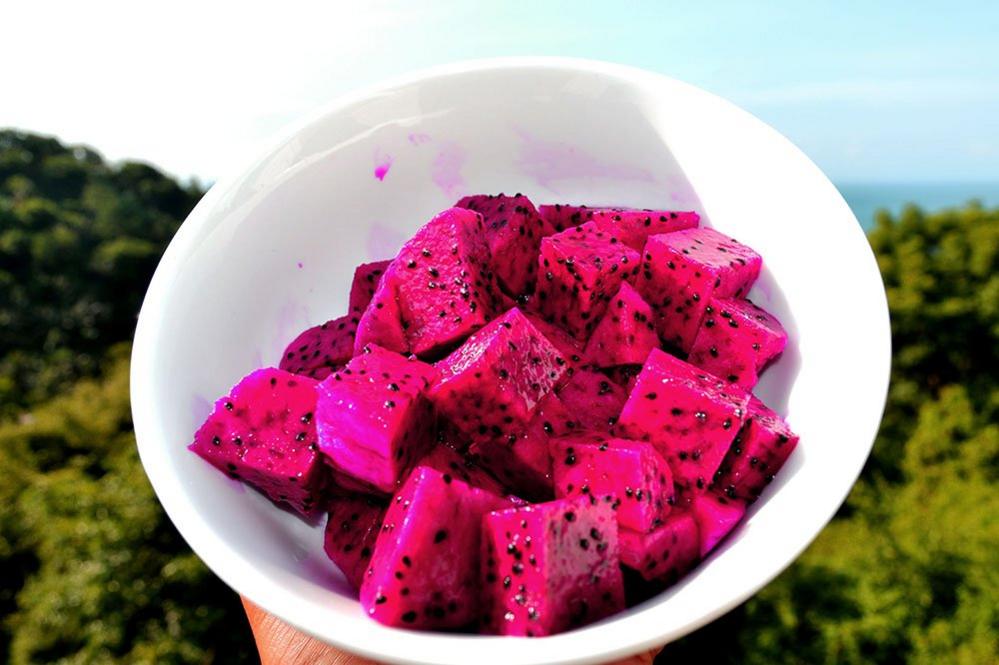 Bowl of dragon fruit