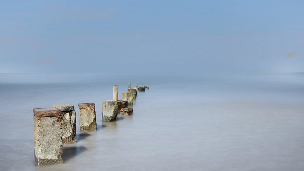 Pier legs