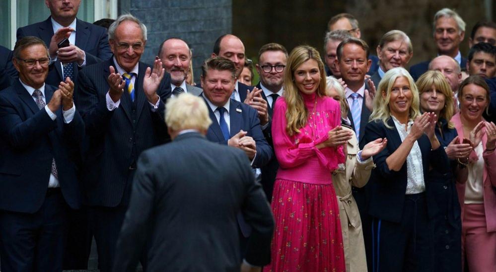 Supporters cheer Boris Johnson after he gave his speech