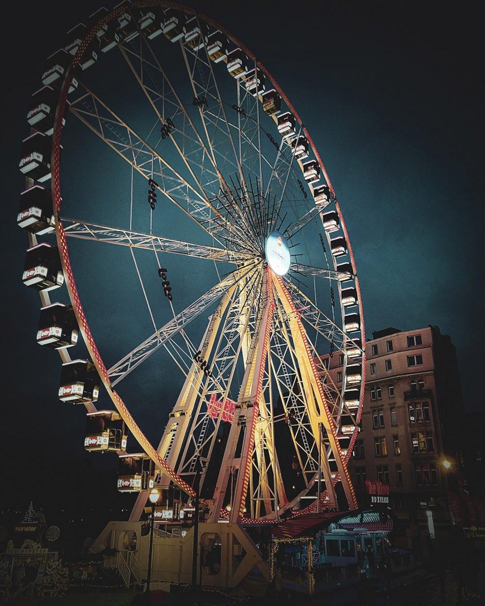 Ferris wheel