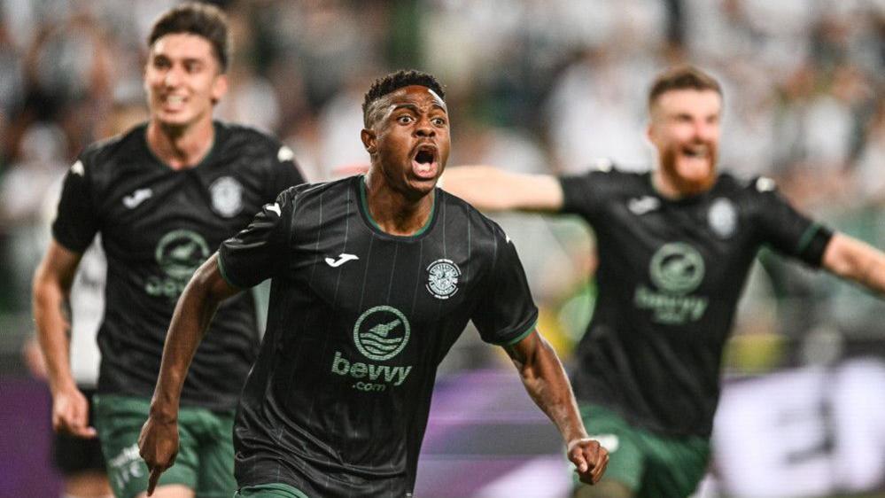 Miguel Chaiwa celebrates against Legia Warsaw