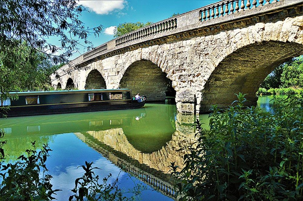 Bridge over the River Thames