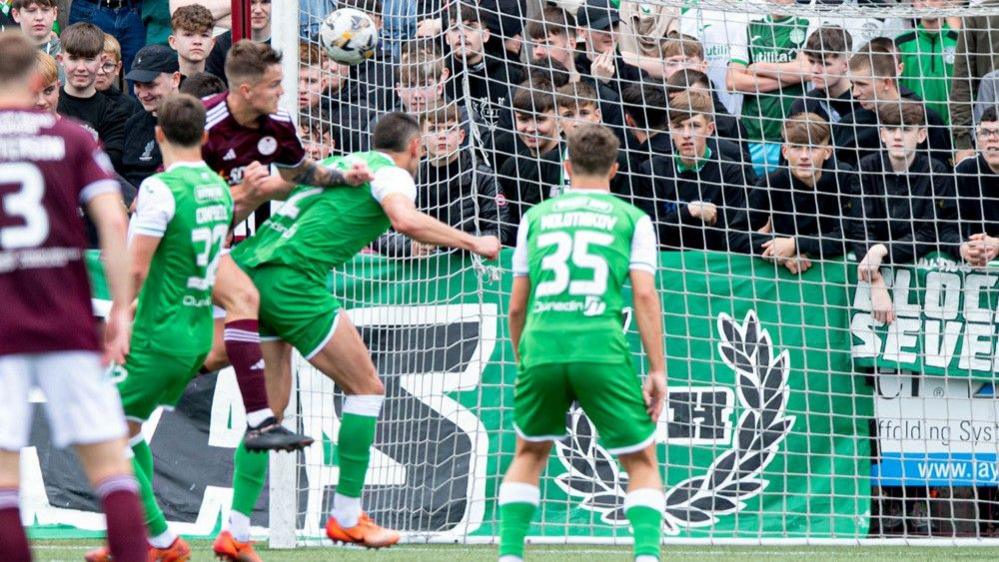 Kelty Hearts beat Hibs 1-0