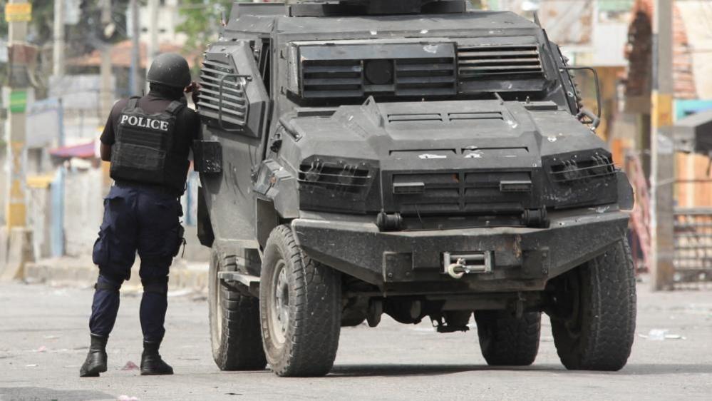 A police officer in Port-au-Prince, Haiti. Photo: 26 February 2025