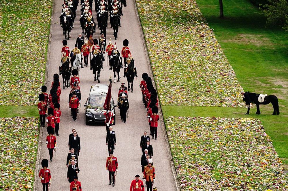 Emma, the monarch's fell pony, stands as the Ceremonial Procession of the coffin of Queen Elizabeth II arrives at Windsor Castle