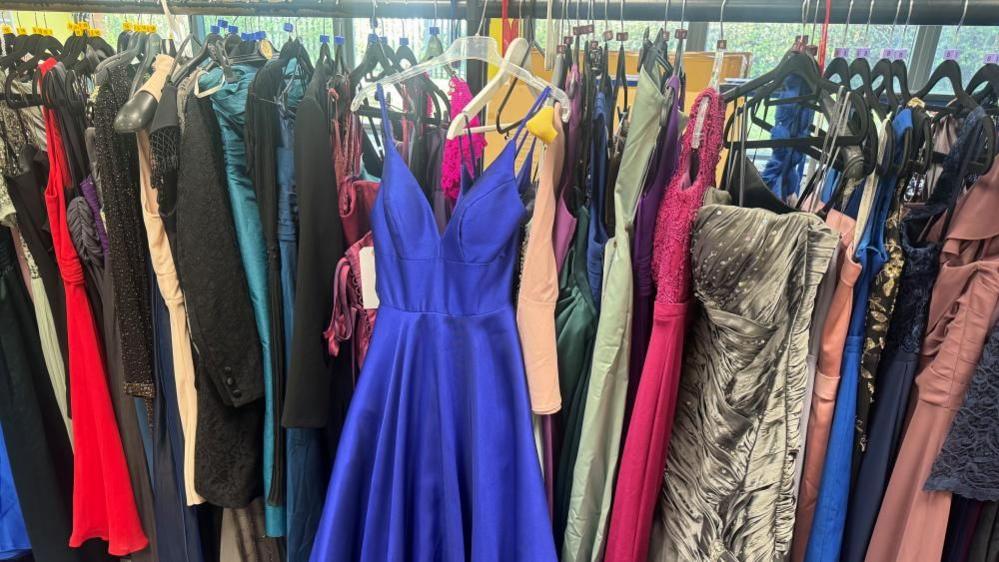 Daventry free prom hire boutique set up for two schools by parent - BBC News