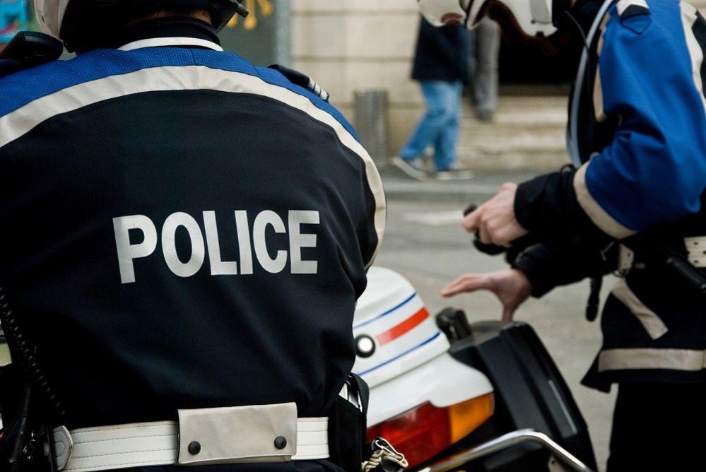 French police officers