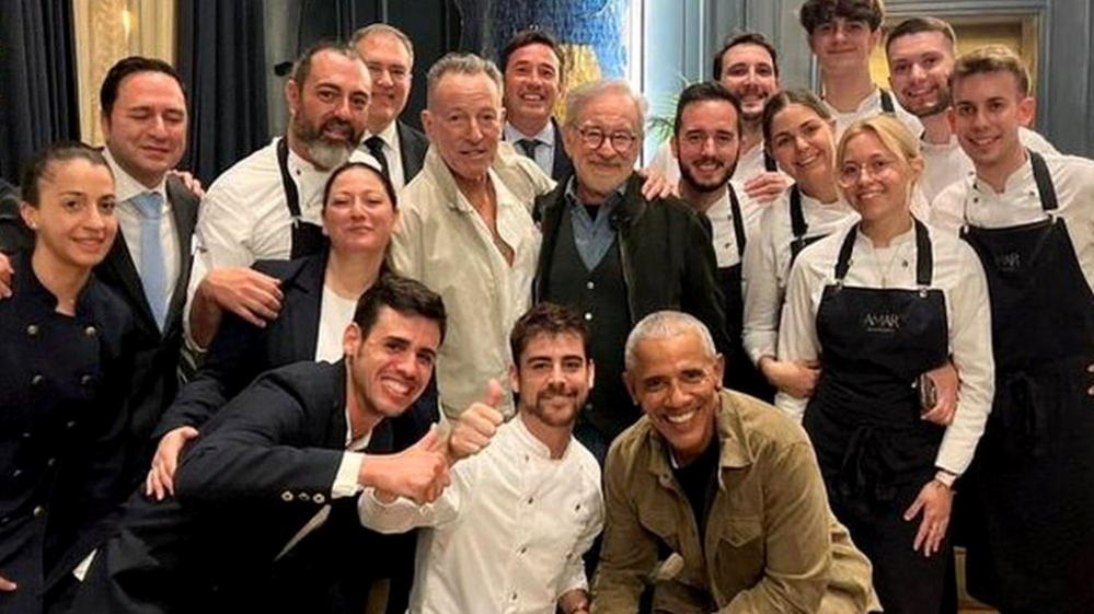 Former U.S. President Barack Obama, film director Steven Spielberg and singer Bruce Springsteen at Amar's restaurant in Barcelona