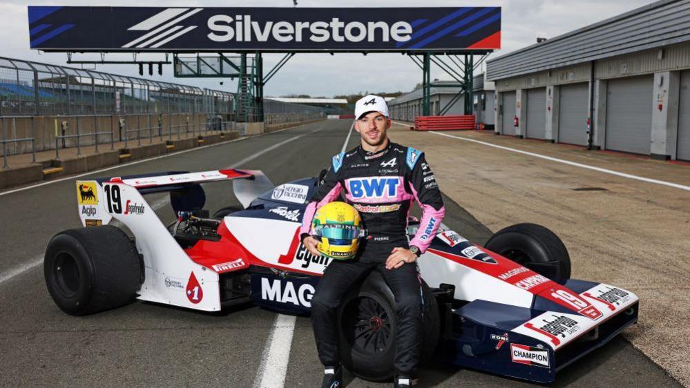 Pierre Gasly in front of Senna's 1984 car