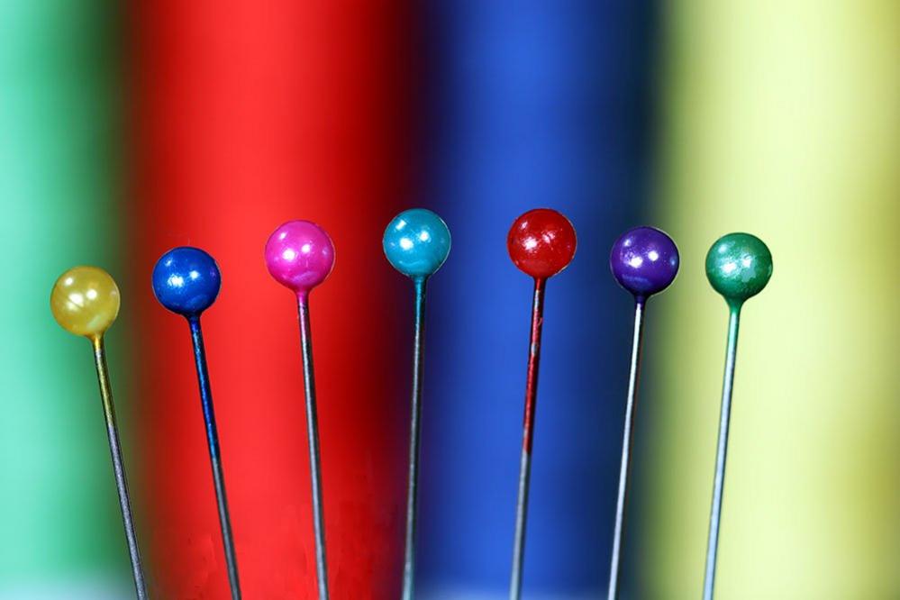 Coloured pins