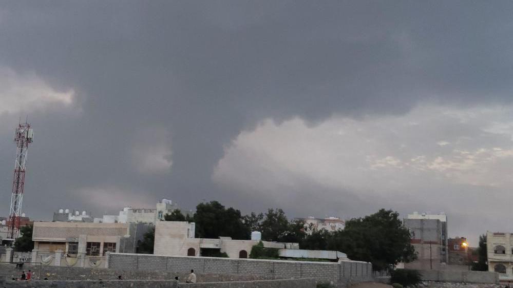 Smoke rises from the site of Israeli air strikes in the Red Sea port city of Hudaydah, Yemen, 29 September