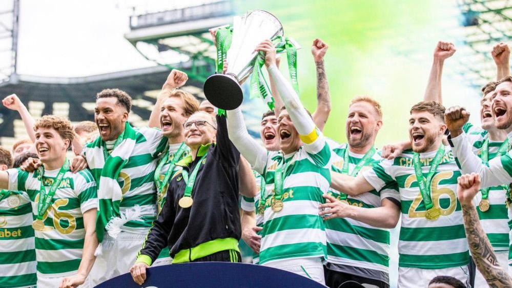 Celtic Interim Manager Martin O'Neill and Callum McGregor lift the league title during a William Hill Premiership match between Celtic and Heart of Midlothian at Celtic Park, on May 16, 2026, in Glasgow, Scotland