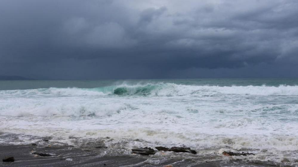 Waves break on the coast ahead of Hurricane Melissa, in Port Royal, Jamaica, on  25 October, 2025.