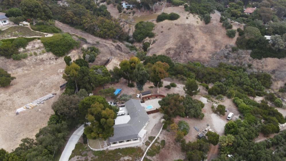 Drone view of houses as an evacuation warning is issued and electricity is turned off after recent landslides have effected the Portuguese Bend neighborhood of Rancho Palos Verdes