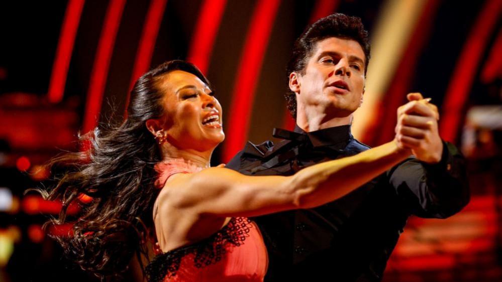 Striclty come dancing