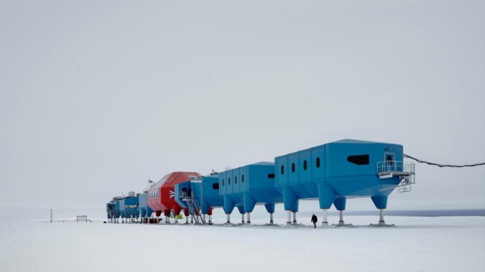 Halley is a modular station and consists of a number of "pods" - painted red and blue, on stilts on the frozen landscape