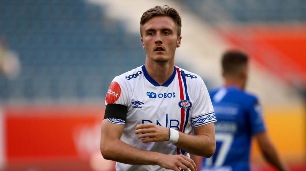 Christian Borchgrevink playing for Valerenga in 2021