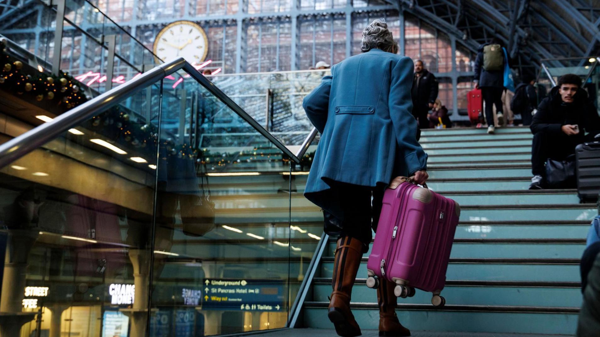 Eurostar plans to run all services but Channel Tunnel drivers warned of six-hour delays in Calais