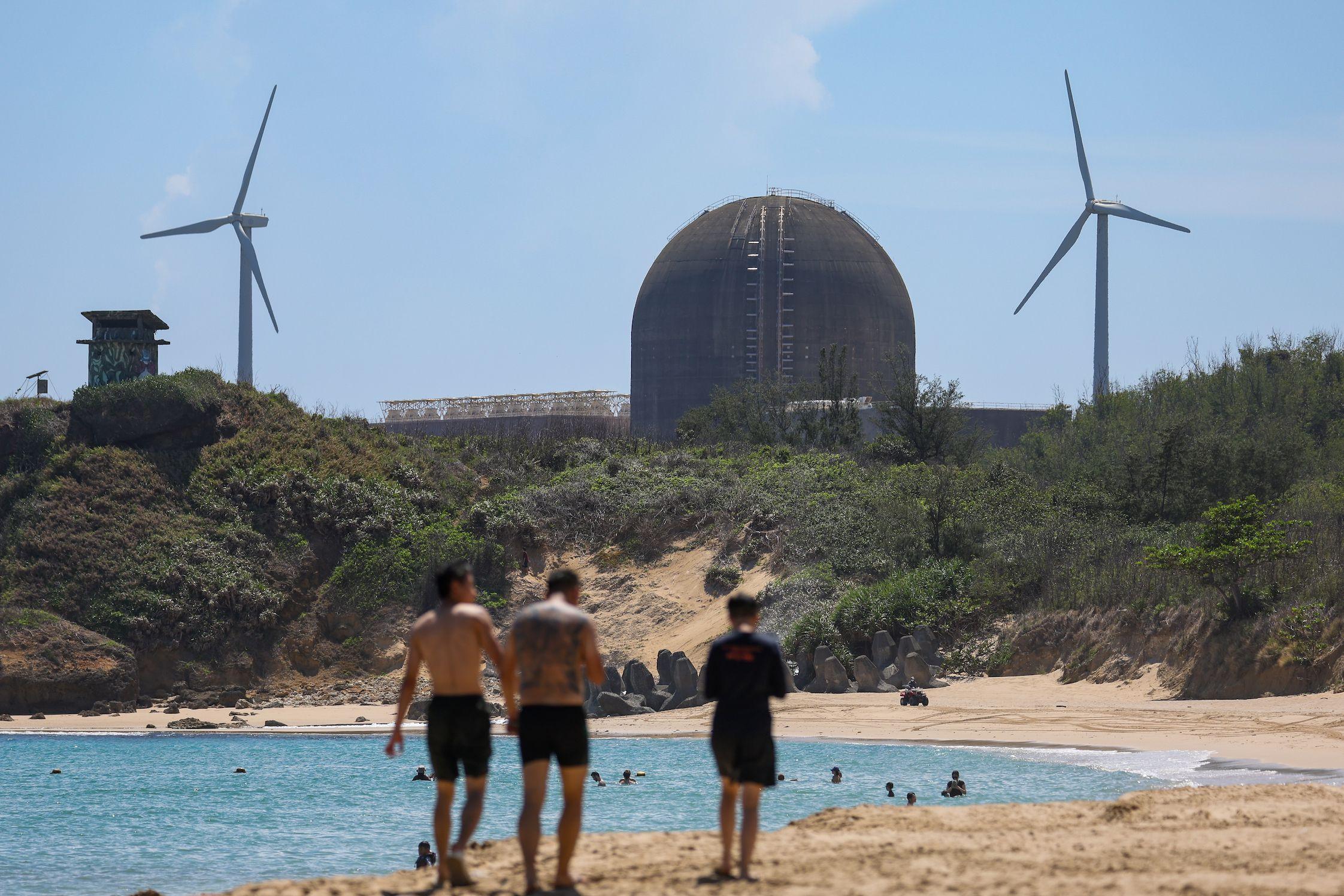 位於台灣南部恆春半島的第三核能發電廠（核三）