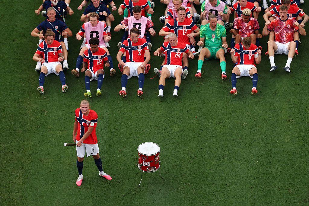 El remo vikingo, la celebración viral de Noruega en el Mundial 2026, dirigido por Haaland.