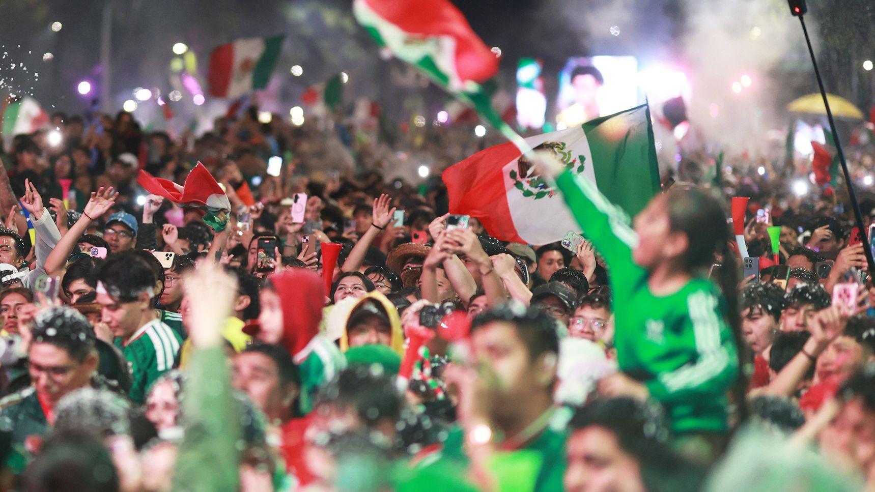 Three die in Mexico City World Cup celebrations