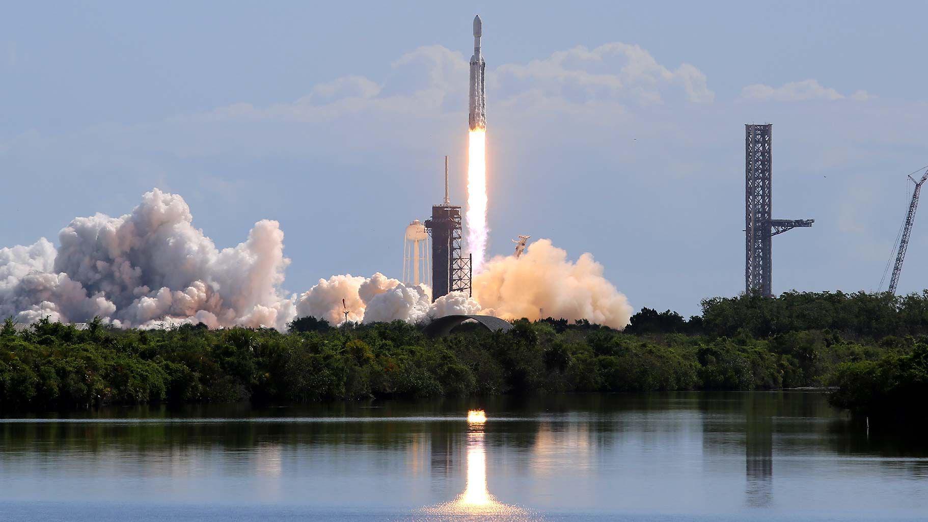 SpaceX to debut on stock exchange, setting Elon Musk on course to be world's first trillionaire