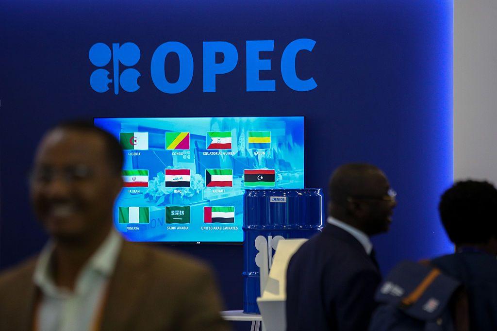 El pabellón de la Organización de los Países Exportadores de Petróleo (OPEP) en el pabellón de exposiciones de la conferencia de la Semana Africana de la Energía (AEW) en Ciudad del Cabo, Sudáfrica, 30 de septiembre 2025