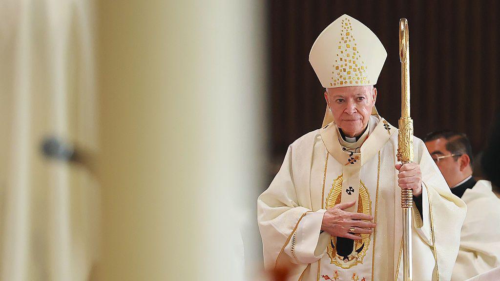 Carlos Aguiar Retes, ofició una misa por el fallecimiento del papa Francisco en la Basílica de Guadalupe, el 21 de abril de 2025, en Ciudad de México.