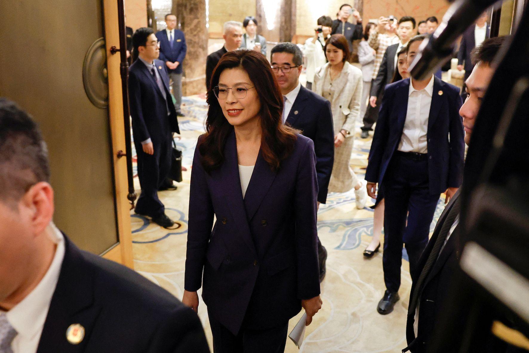 與習近平見面後，鄭麗文4月10日下午在北京舉行記者會