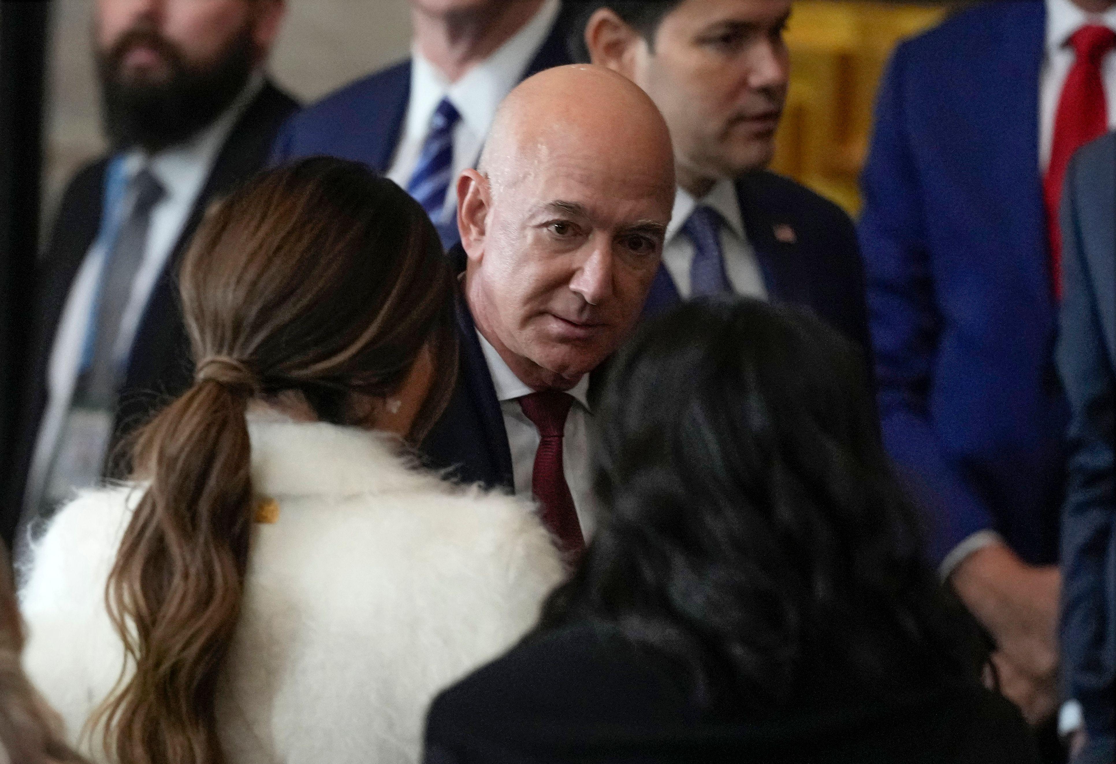 Jeff Bezos, fundador da Amazon, durante a posse de Trump