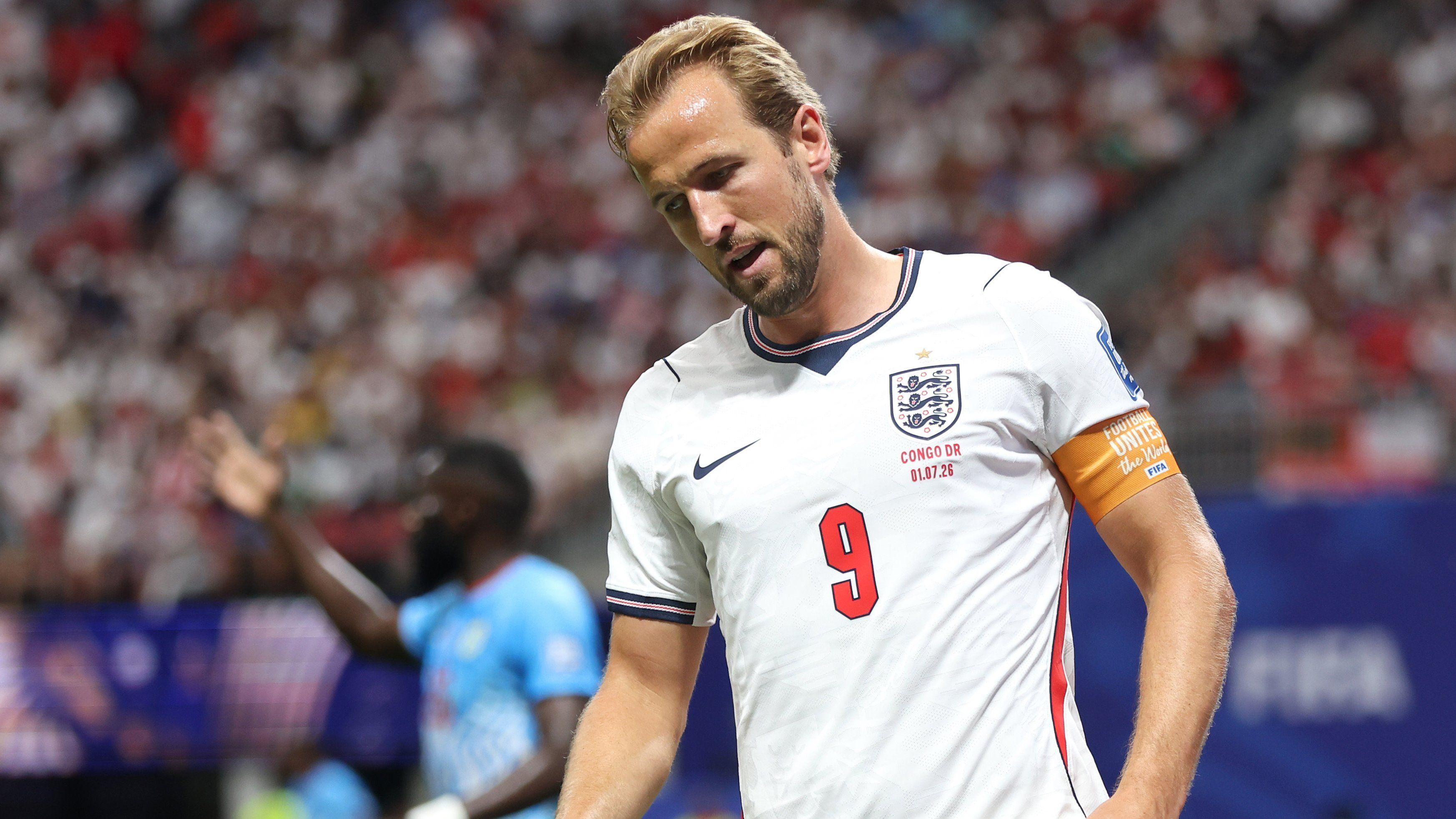 Watch as England bring Saka and Gordon on in search of equaliser against DR Congo