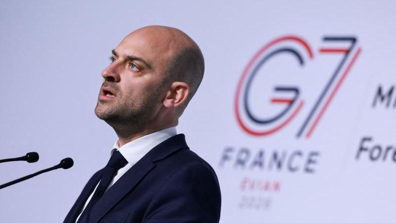 O ministro das Rela&ccedil;&otilde;es Exteriores da Fran&ccedil;a, Jean-No&euml;l Barrot