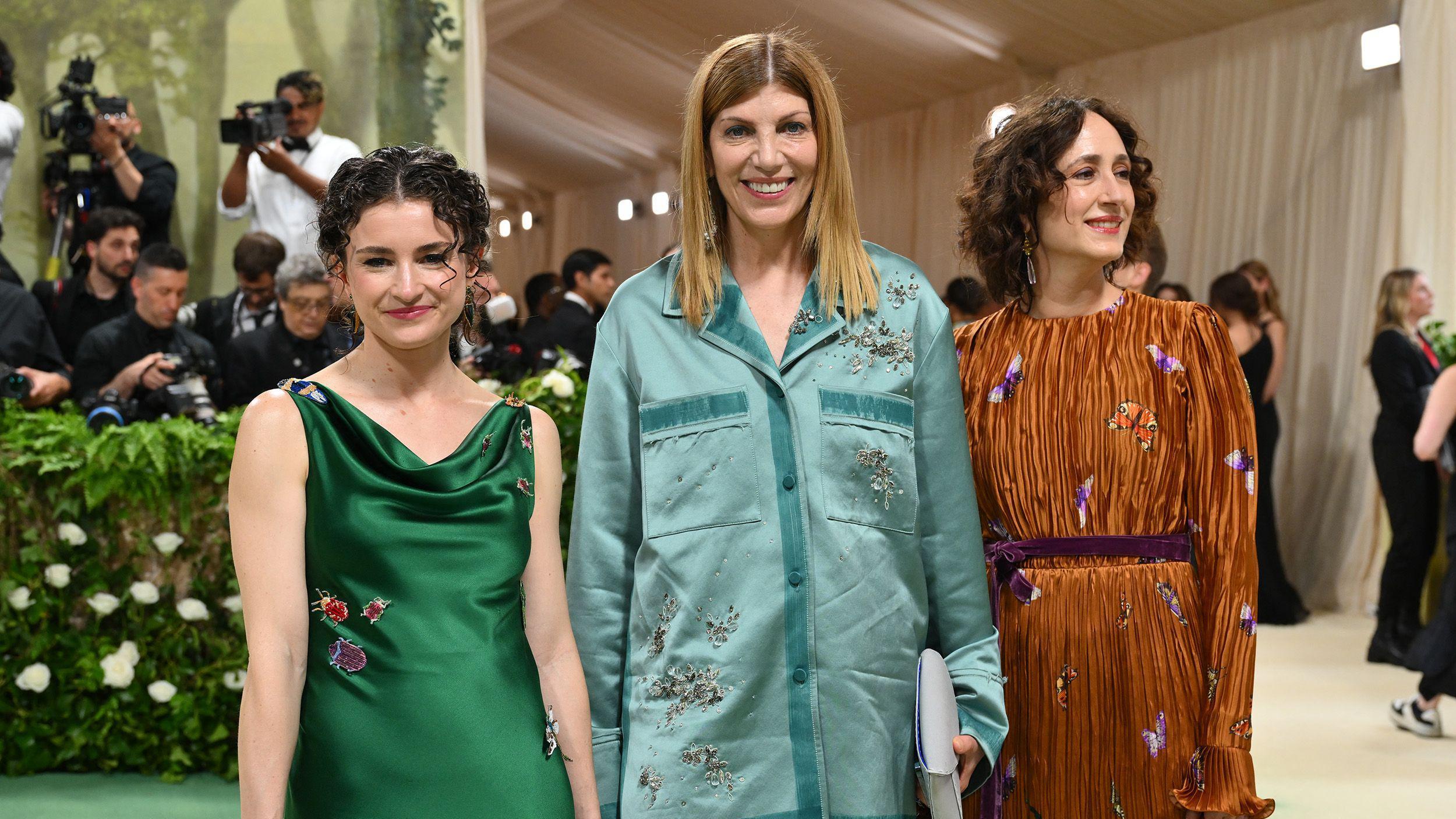 Chloe Malle, Virginia Smith y Nicole Phelps en la Met Gala de 2024.