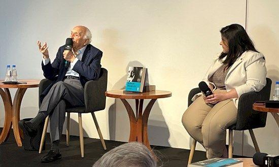 Rubens Ricupero dá palestra em apresentação de livro