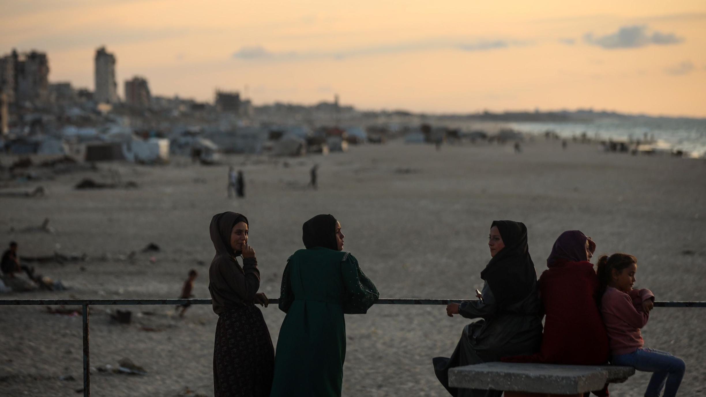 ما تفاصيل خطة السلام الأمريكية في غزة التي اعتمدها مجلس الأمن؟