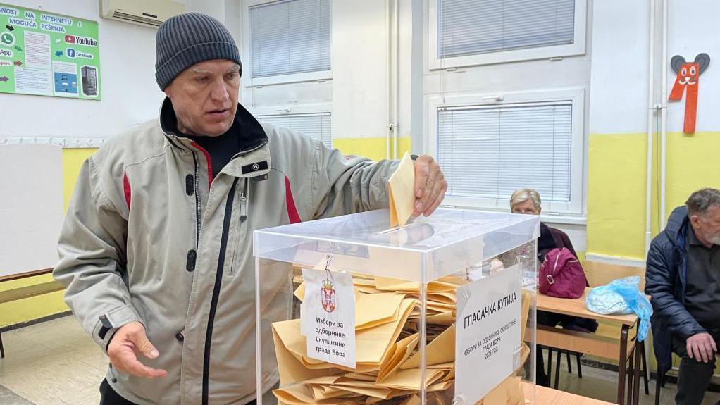 Glasanje u Boru